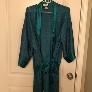 Victoria’s Secret short robe